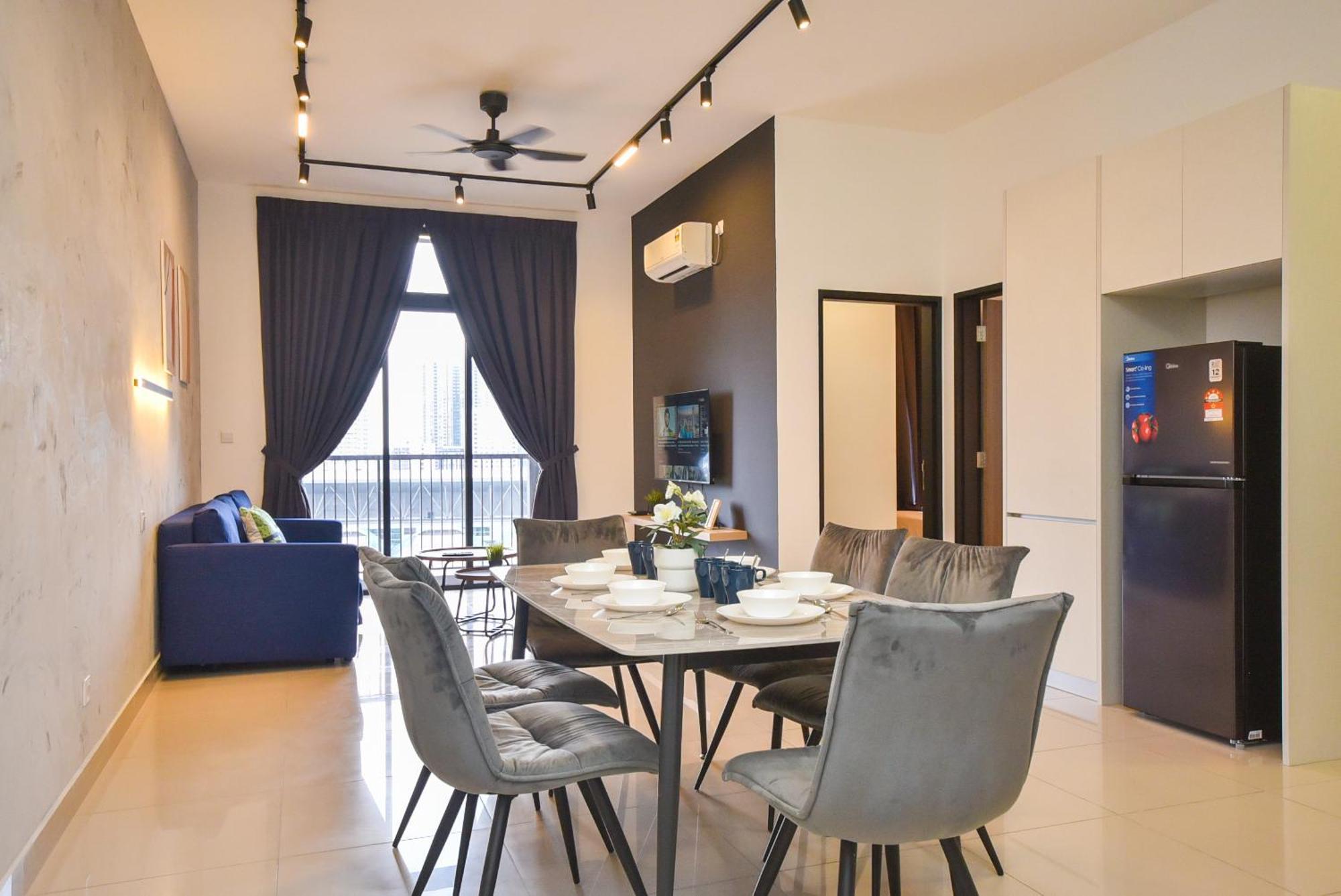 Twin Tower Residence By Nest Home【5 Mins Walk To Ciq】 Джохор-Бару Экстерьер фото