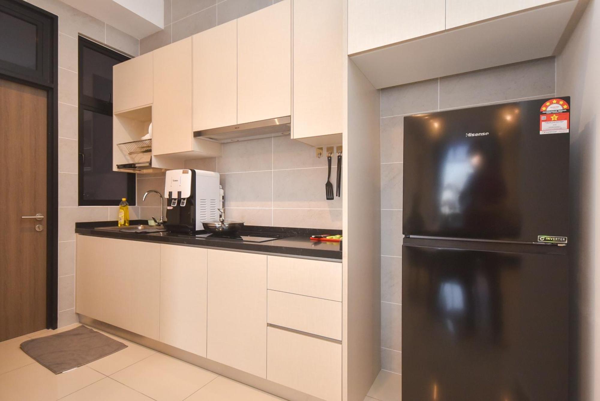 Twin Tower Residence By Nest Home【5 Mins Walk To Ciq】 Джохор-Бару Экстерьер фото