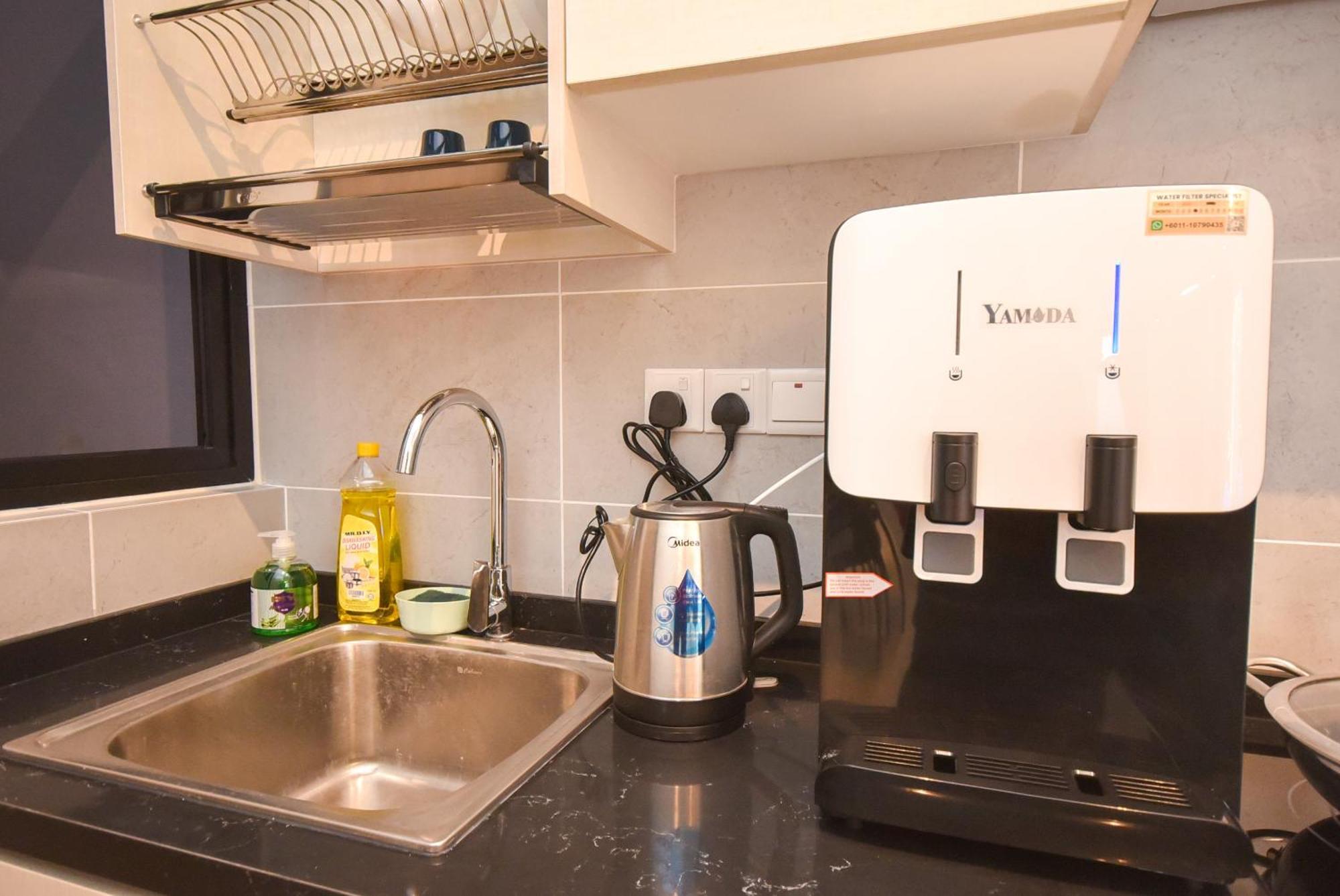 Twin Tower Residence By Nest Home【5 Mins Walk To Ciq】 Джохор-Бару Экстерьер фото
